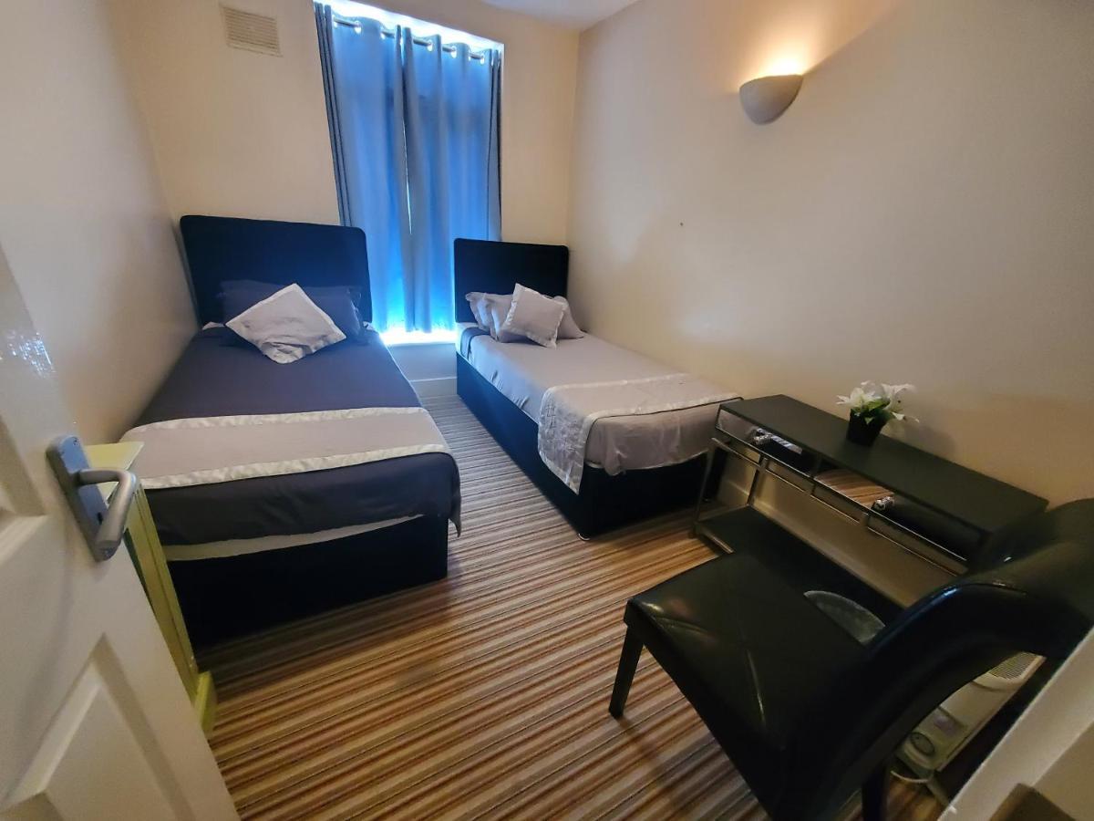 Kgt House Bed and breakfast